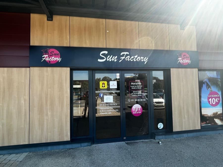 pose enseigne lumineuse magasin facade commerciale installation professionnelle boutique store led neon paris meilleur 14